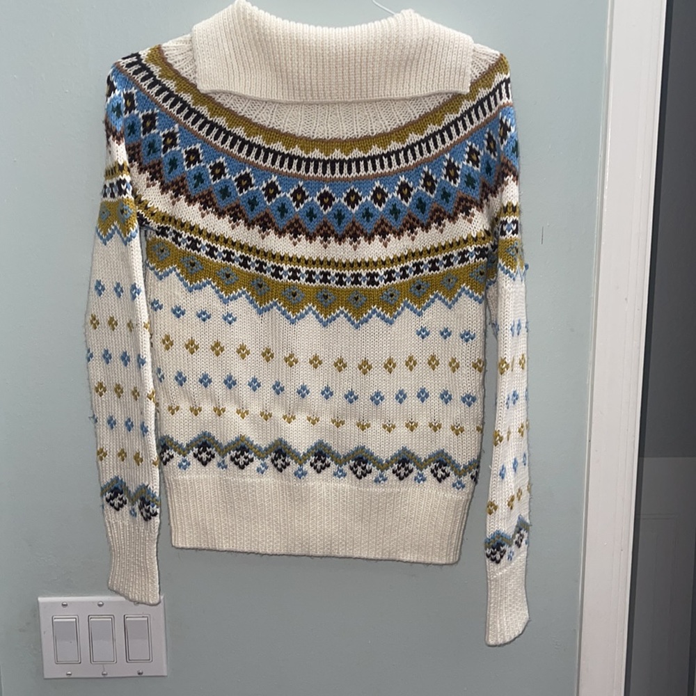 Moda International Zip up Sweater - Picture 8 of 11